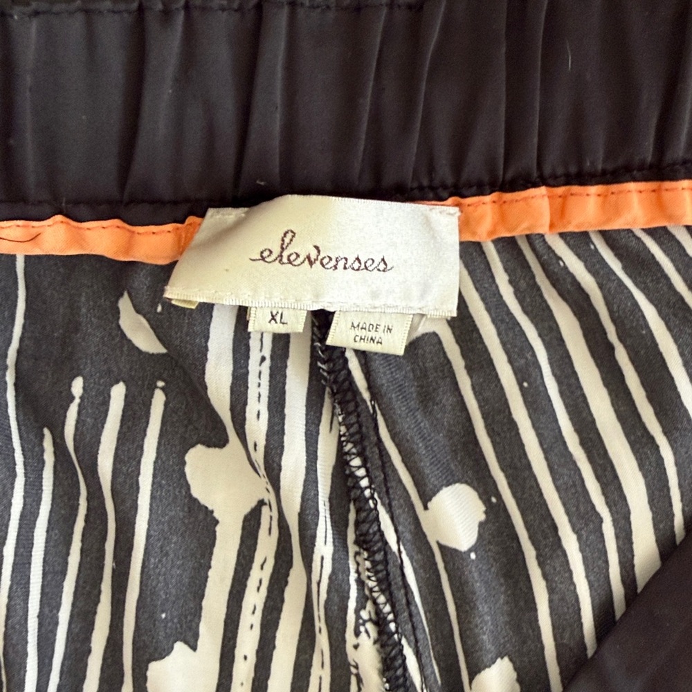 Anthropologie Elevenses Black & White Print Satin Wide Leg Pant Sz XL - Picture 3 of 5